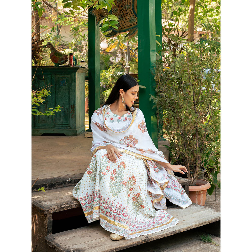 Maison Shefali Mughal Cream Boota Kurta with Pant and Dupatta (Set of 3)