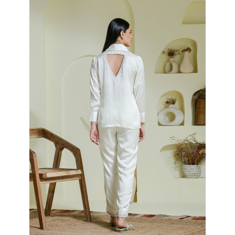 Maive White Embroidered Co-Ord (Set of 2)