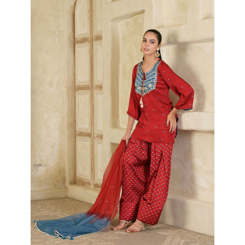 Maive Maroon Hand Embroidery Farsi Kurta with Salwar and Dupatta (Set of 3)