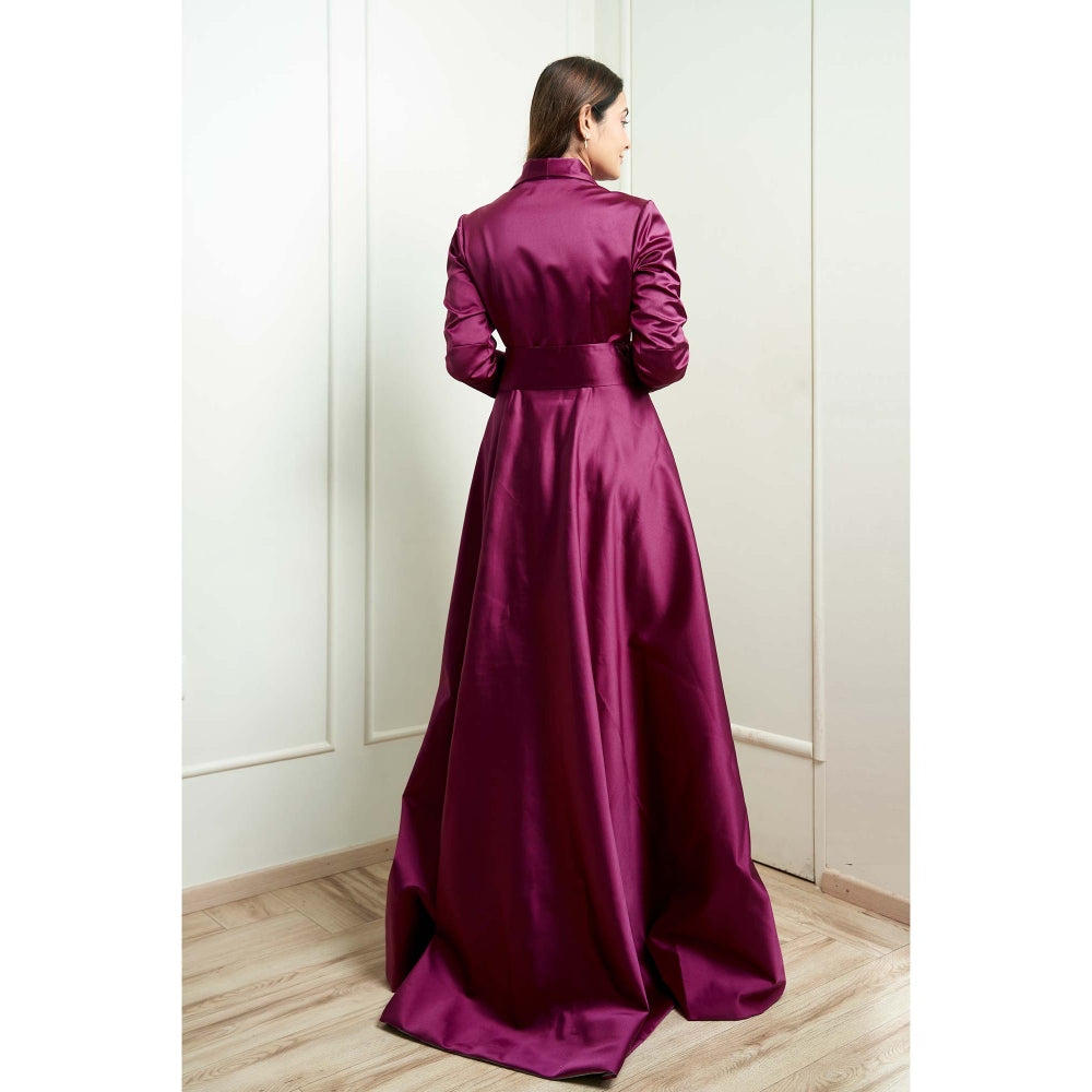 MALIKA GUPTA Wine Julia Solid Gown with Belt (Set of 2)