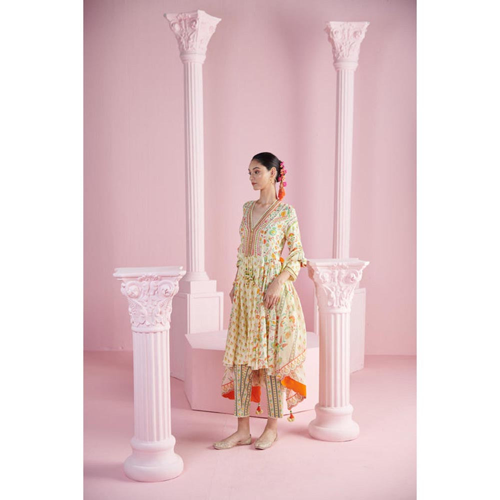 MANDIRA WIRK Women Chanderi Yellow Kurta with Pant and Dupatta