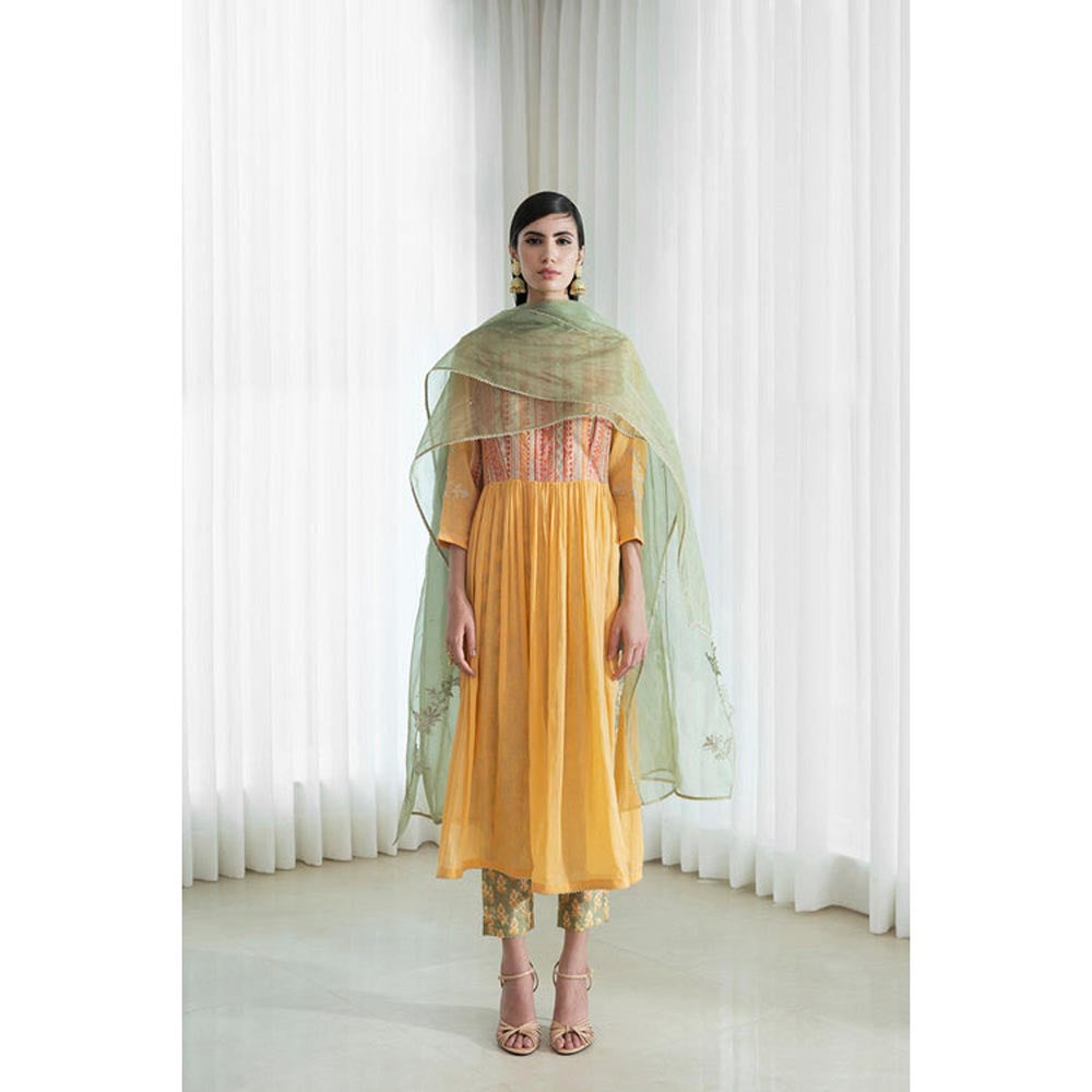 MANDIRA WIRK Women Chanderi Mustard Kurta with Pant and Dupatta