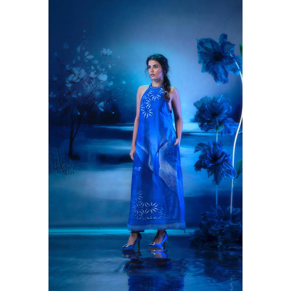MANDIRA WIRK Women Chanderi Blue Kurta with Pant and Dupatta