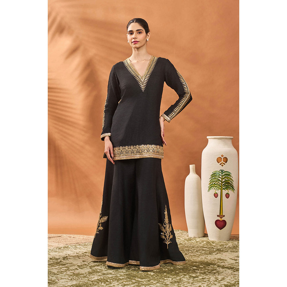 Masaba Black Tricone Palazzo with Kurta and Dupatta (Set of 3)