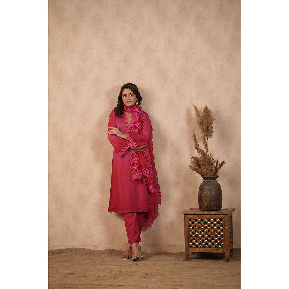 Masoomm Red Ombre Kurta with Pant and Dupatta (Set of 3)