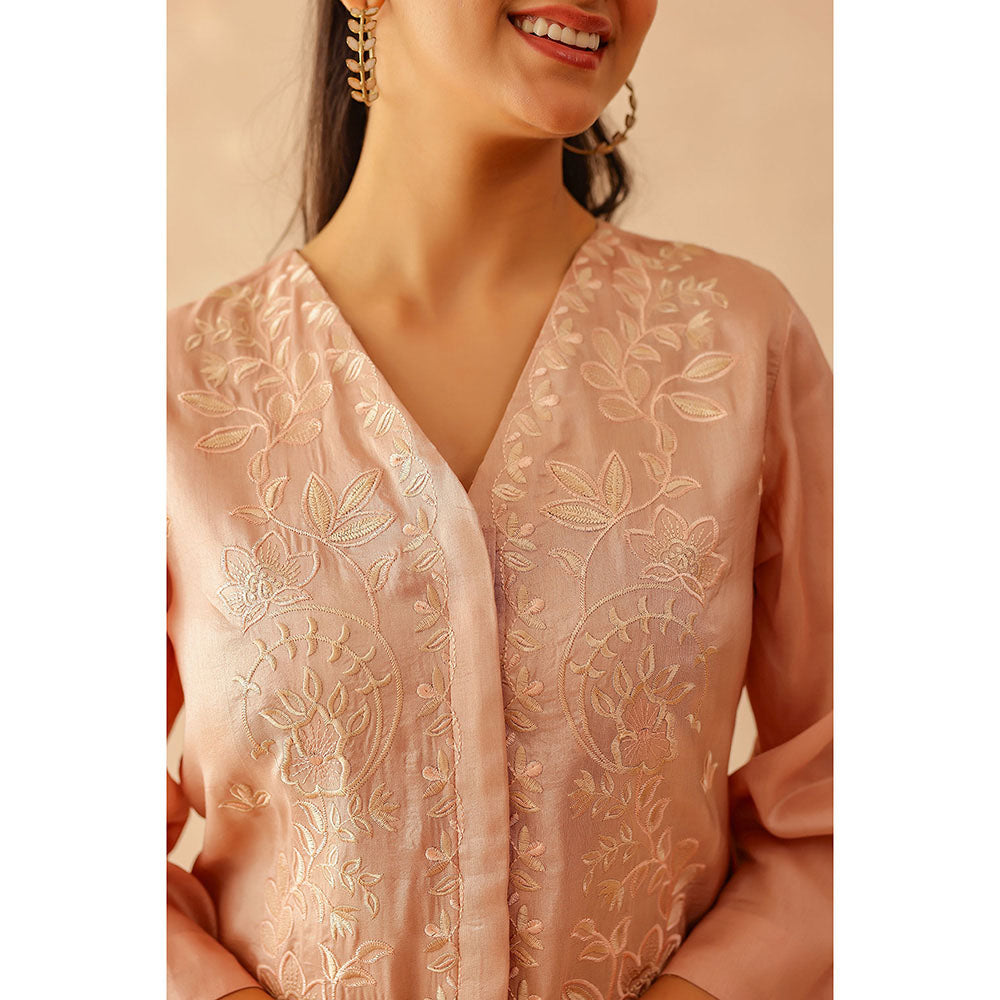 Masoomm Dusty Pink Lily Embroidered Kurta and Pant (Set of 2)