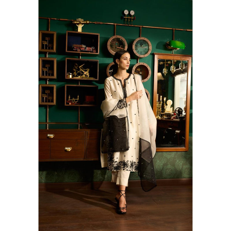 MEESA Beige Embroidered Chanderi Silk Kurta with Pant and Organza Dupatta (Set of 3)