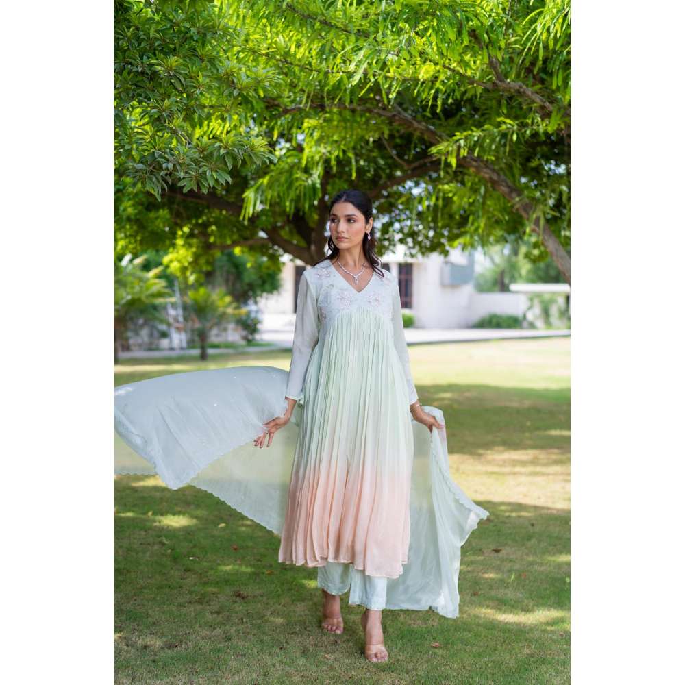 MINSH Amber Ombre Green Anarkali Kurta With Pant And Dupatta (Set of 3)