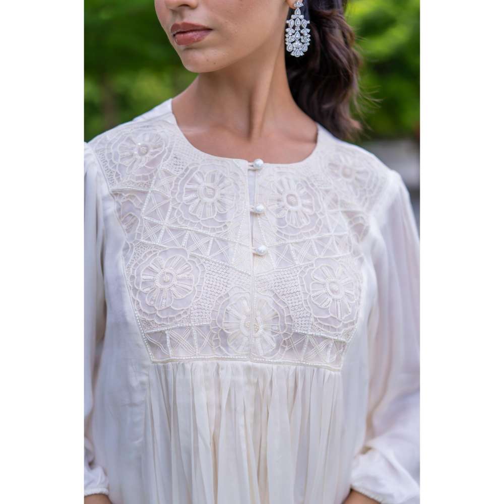 MINSH Pristine White Kurti With Palazzo (Set of 2)