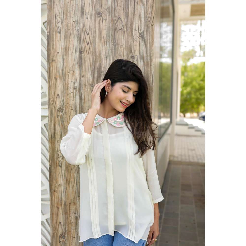 MINSH Moonlight Hue Embroidered Collar Cream Shirt