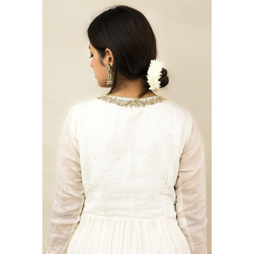 MITHI SUPARI White Champa Angarkha Kurta
