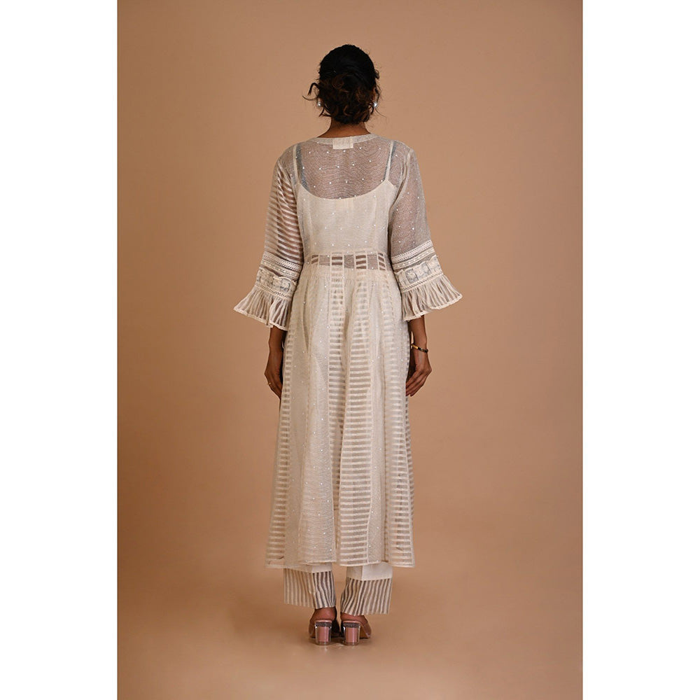 MITYAN Magnolia Kurta with Inner (Set of 2)