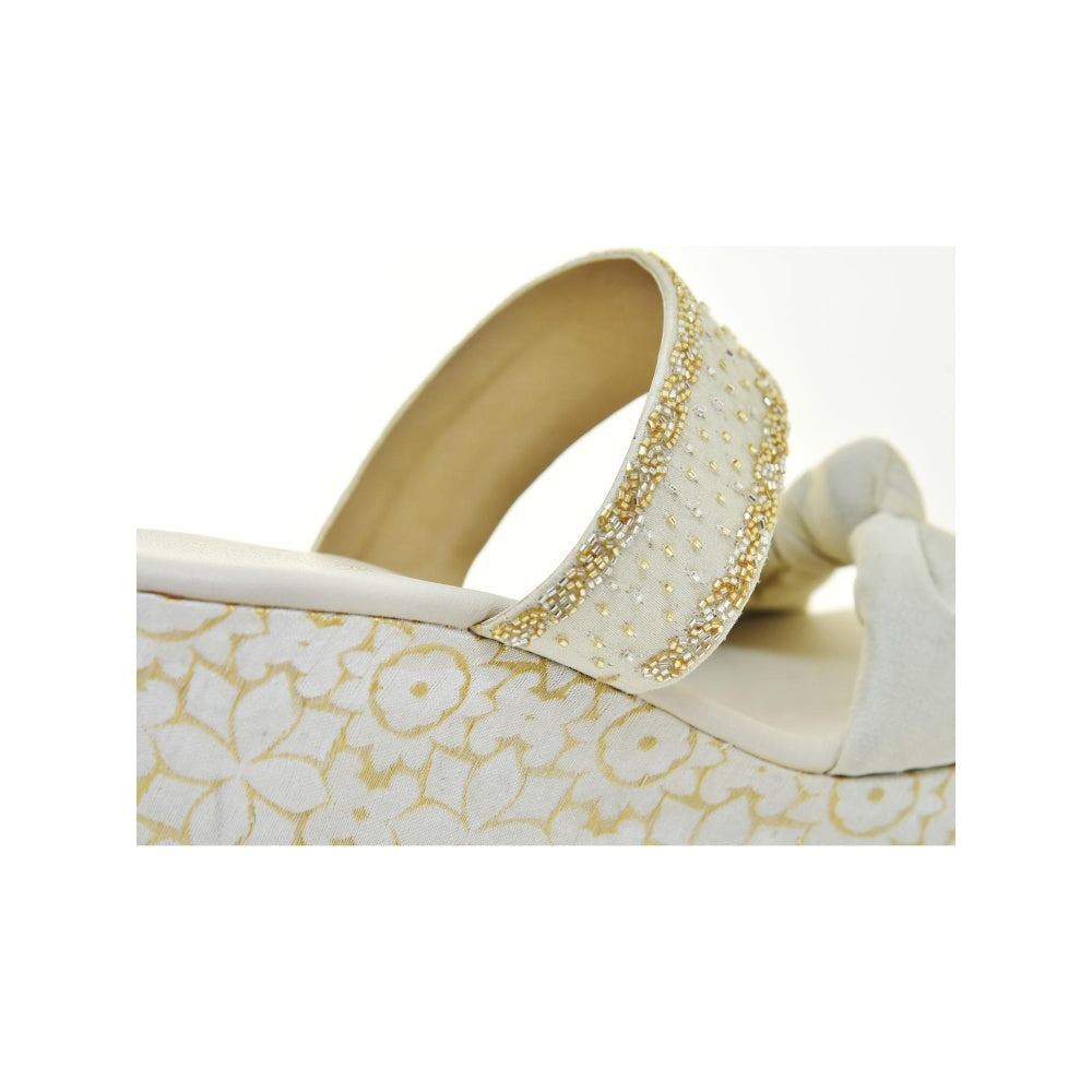 Modanta Cream Knot Bow Wedges