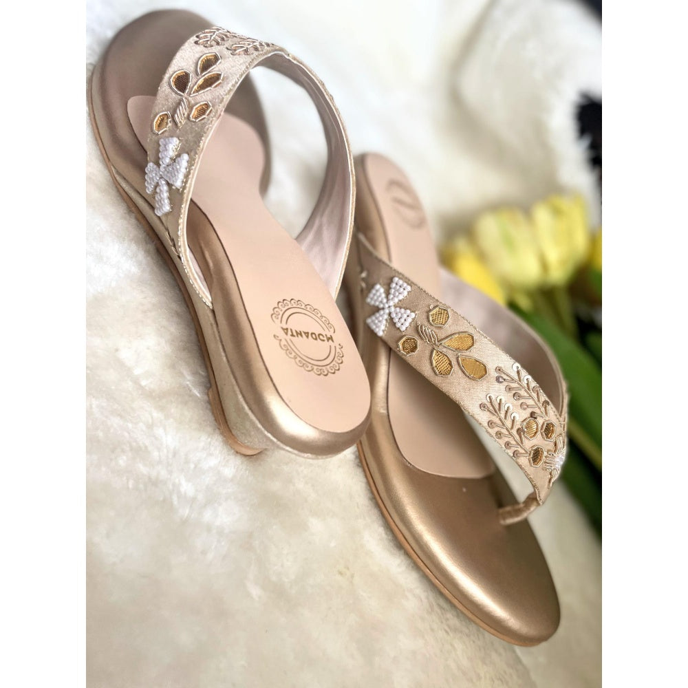 Modanta Gota V-Strap Gold Wedges