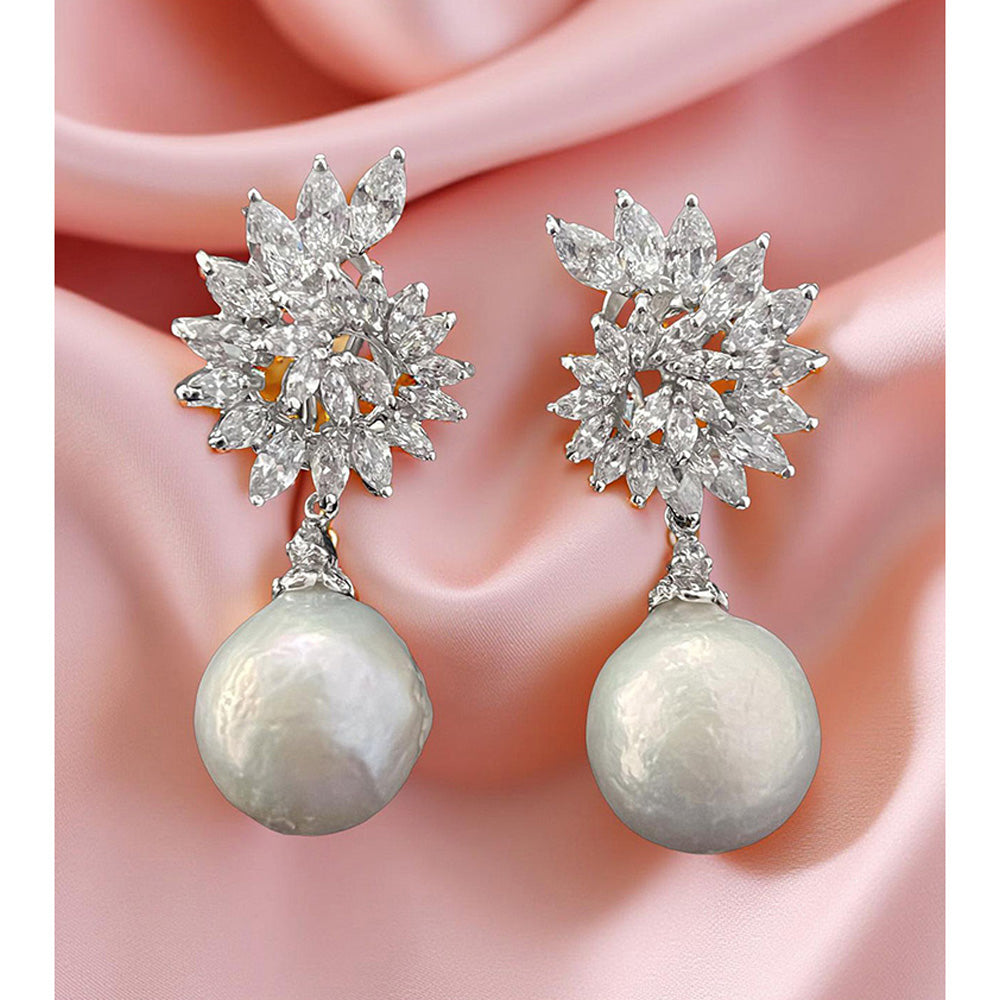 Mon Tresor Detachable Spiral Top With Baroque Pearl Drop Earrings - White