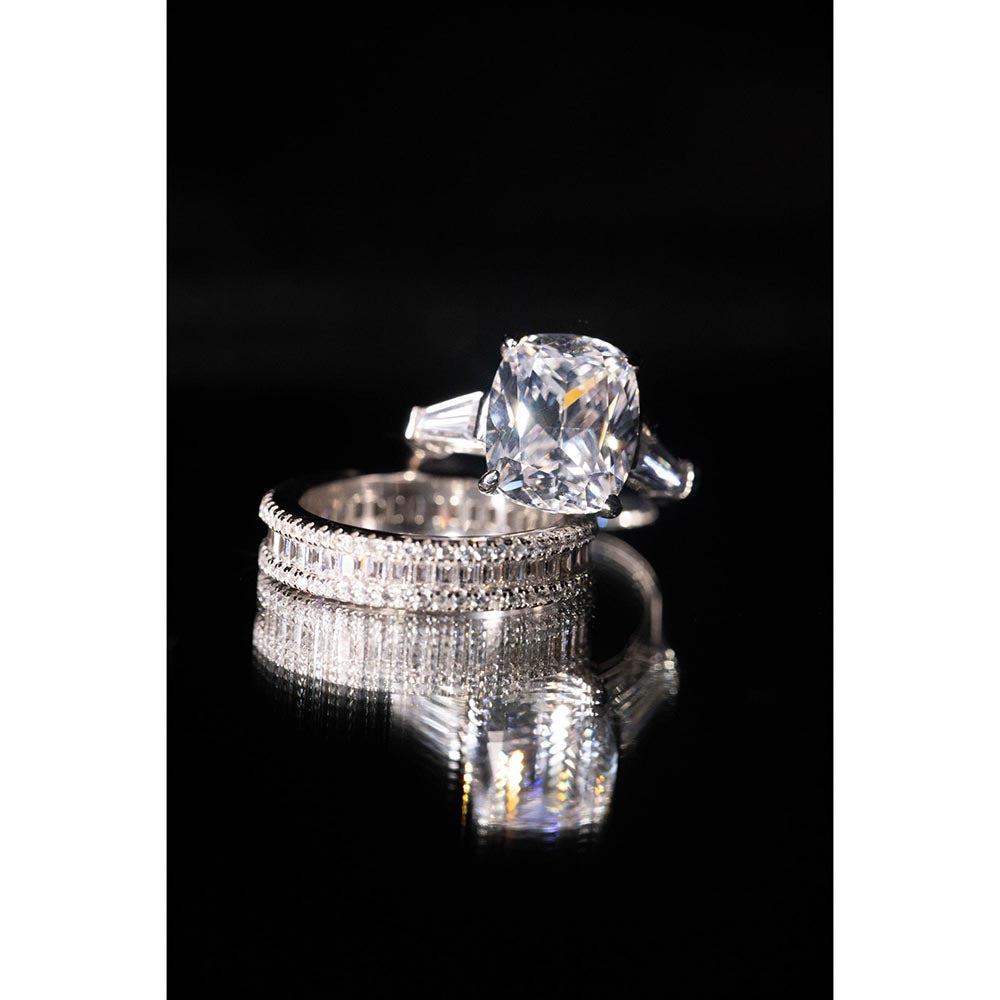 Mon Tresor White Oblong Cushion Cut Diamond with Baguettes Band Ring