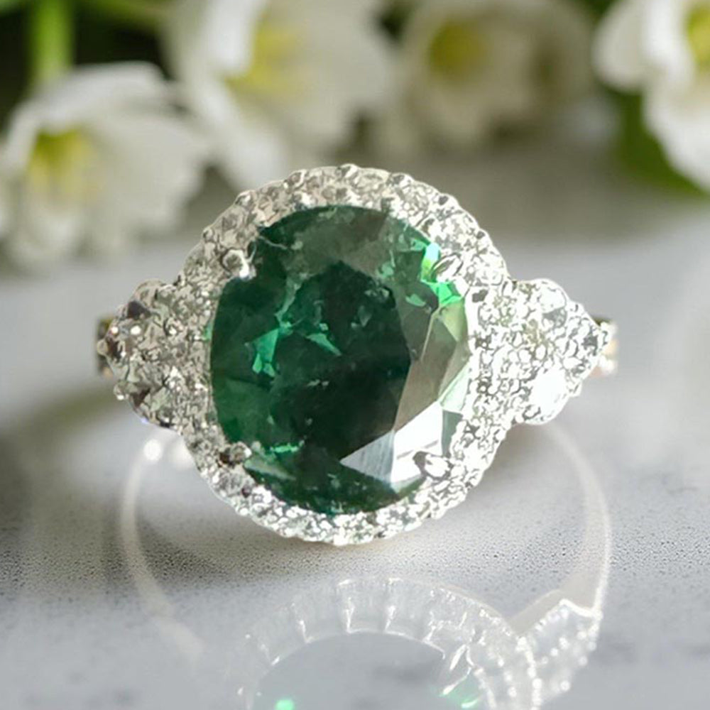 Mon Tresor Green Emerald Radiance Cocktail Ring