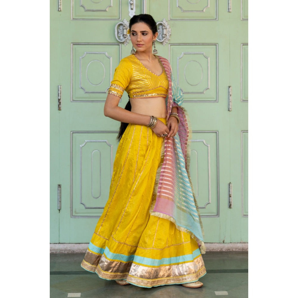 Myaara Kesar Lehenga Set (Set of 3)