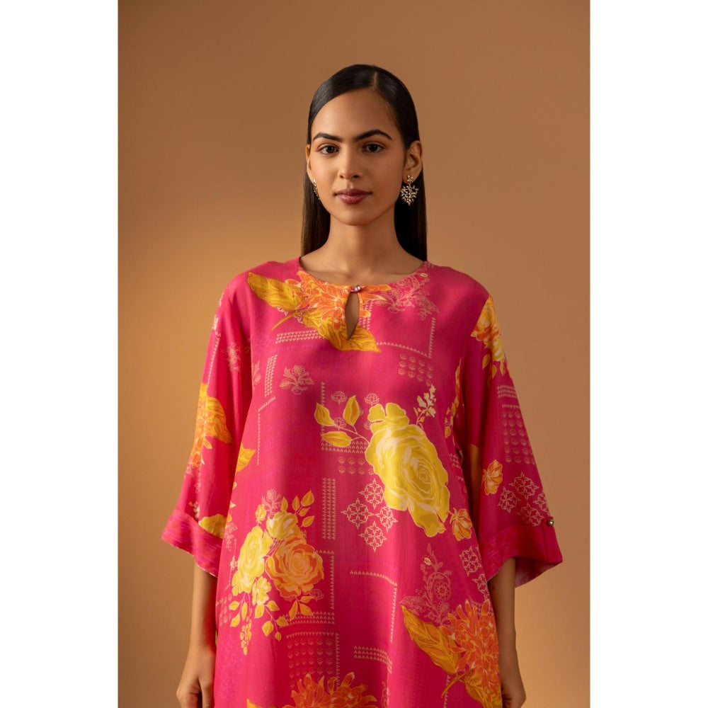 Naseebo Pink Serenade Muslin Kurta with Pant