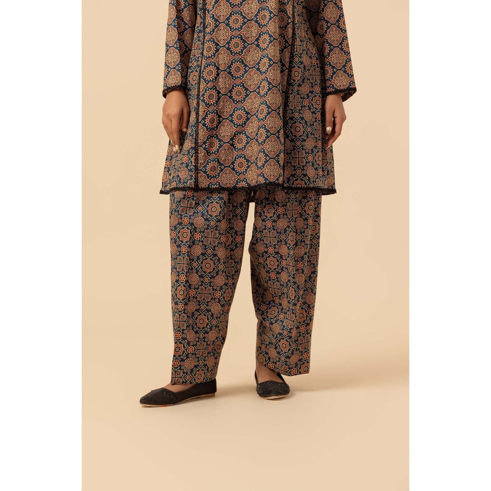 Naseebo Indigo Maze Ajrakh Printed Farshi Coord Set