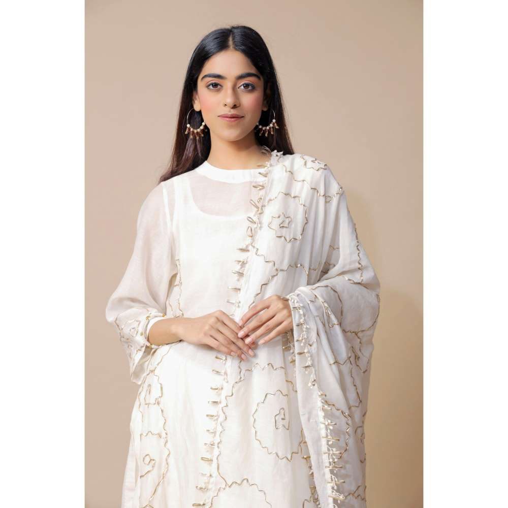 Neelu Sethi White Kurta and Pant with Embroidered Chanderi Dupatta (Set of 3)