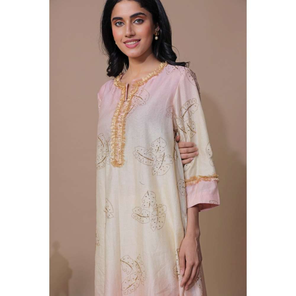 Neelu Sethi Ombre And Block Printing Embroidered Kurta with Pant (Set of 2)