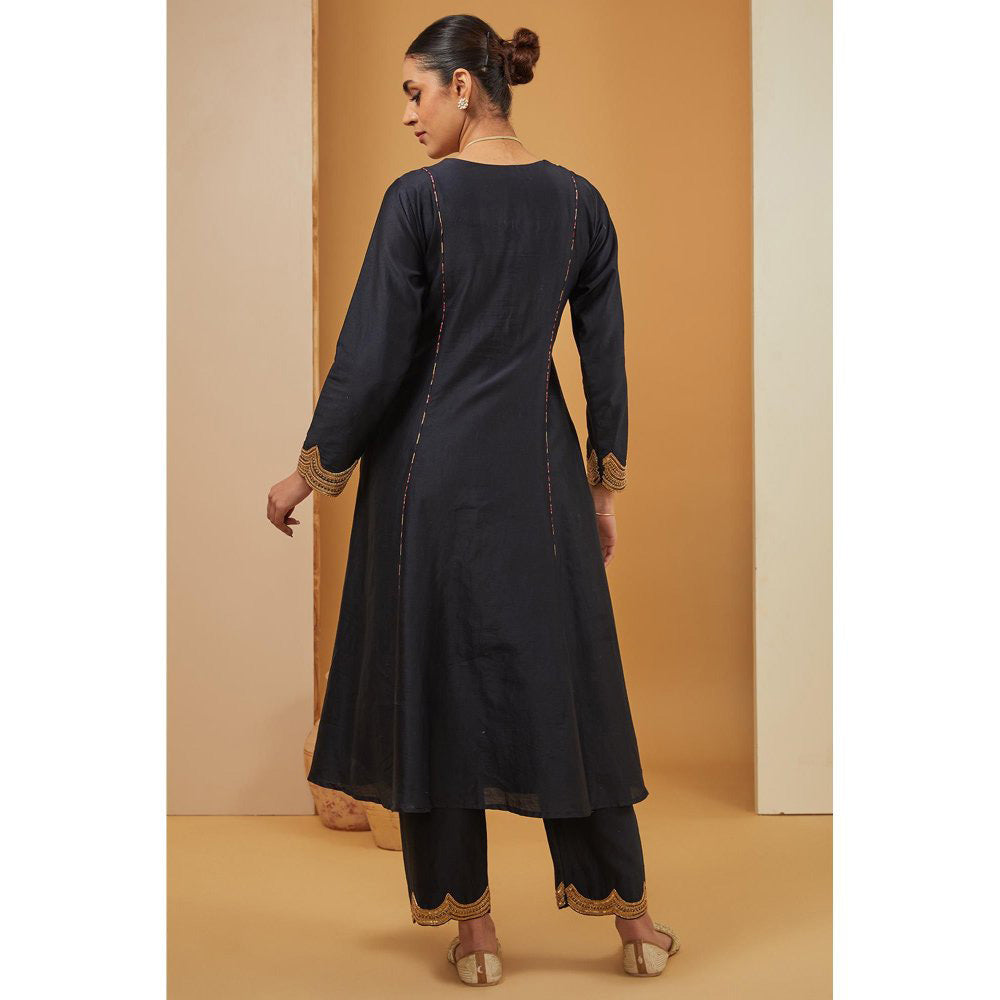 Neha Khullar Black Kurta with Pant and Dupatta (Set of 3)