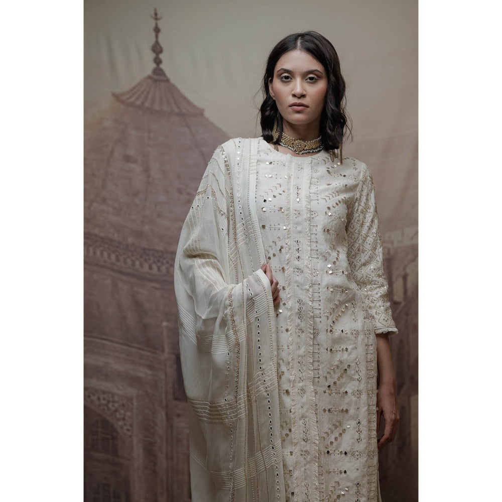 Neha Tarun Off White Embroidered Kurta with Pant and Dupatta (Set of 3)