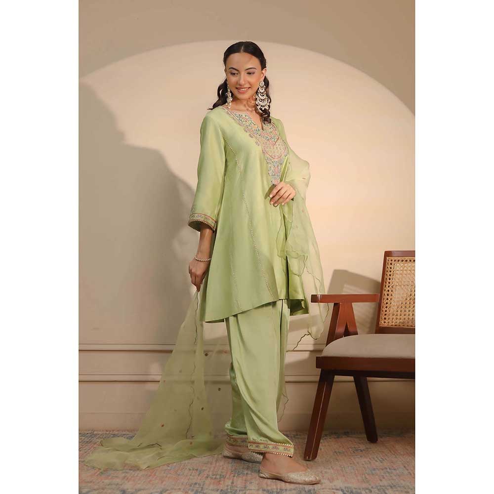 NEMAANI Green A-Line Kurta with Salwar Pant and Dupatta (Set of 3)
