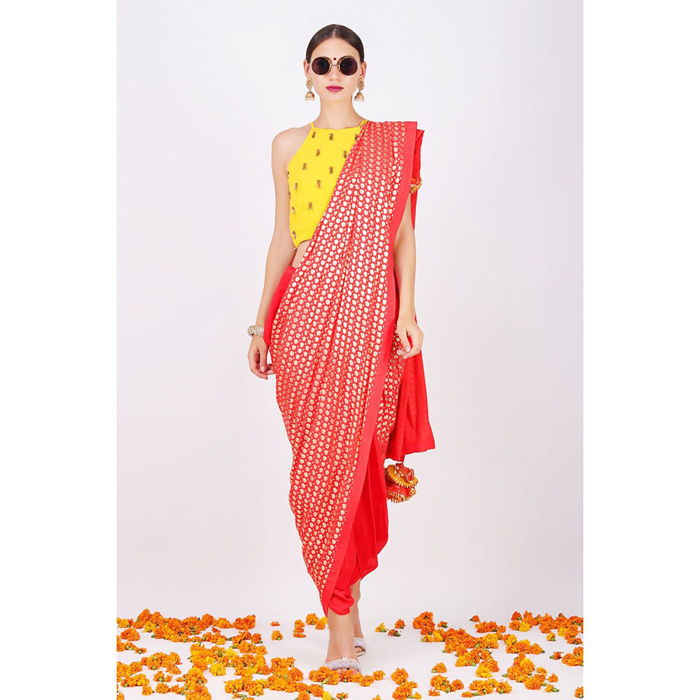 Nikasha Yellow Rani Saree (Set of 2)