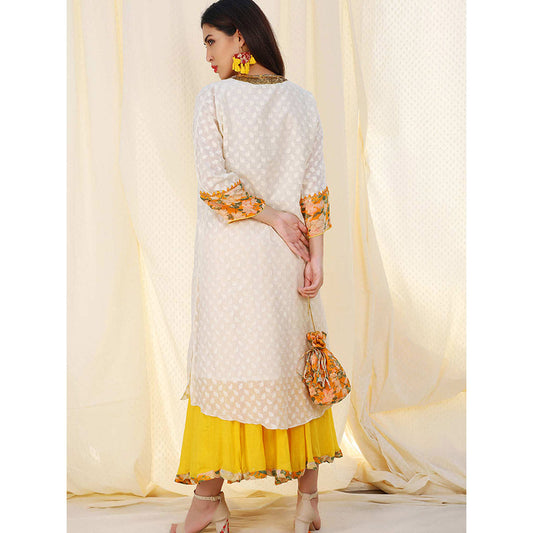 Nikasha White Embellished 3/4th Sleeves Kurta And Skirt With Potli (Set of 3)