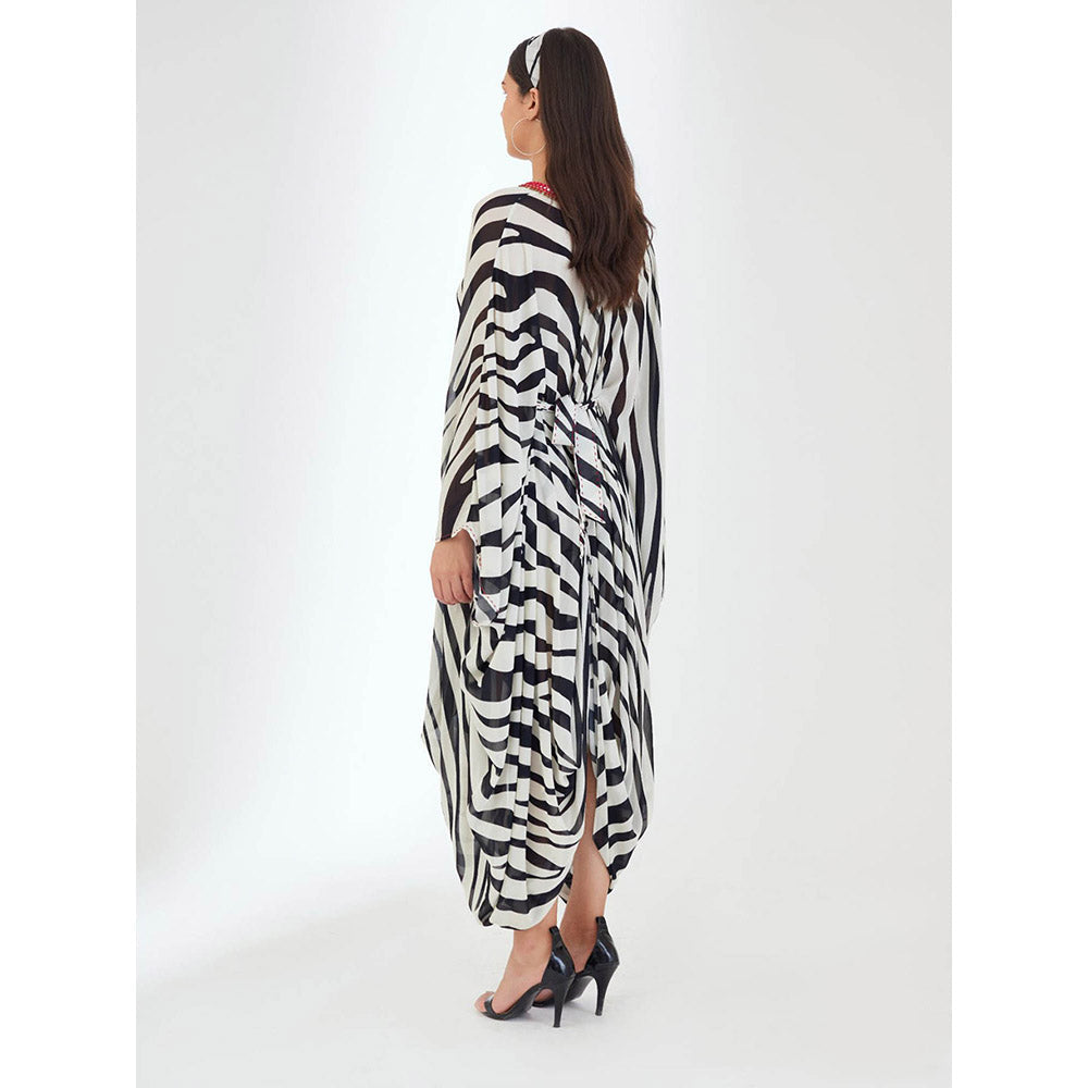 Nikasha Black and White Kaftan Animal Print Dress (Set of 2)