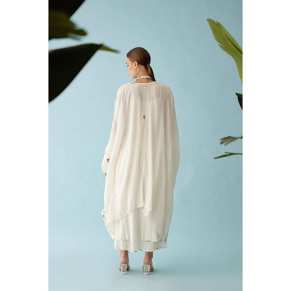 Nikasha Off-White Hand Braided Tassels And Banana Tree Applique Co-Ord (Set of 2)