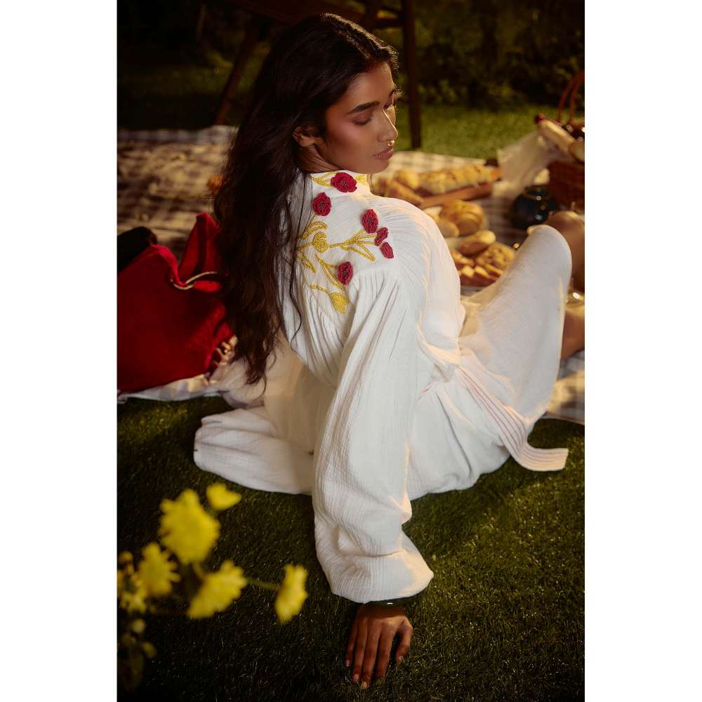 Nirmooha White Sleek Statement Shirt Dress with Belt (Set of 2)