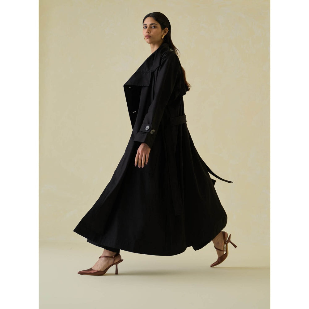 No Grey Area Black Asymmetric Trench (Set of 2)