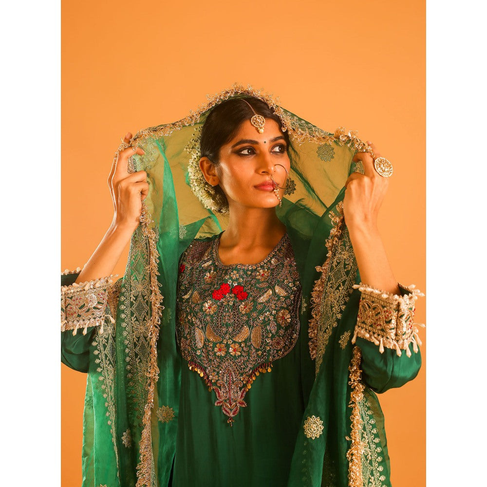 OHH CROW Green Straight Length Kurta with Pant and Dupatta (Set of 3)