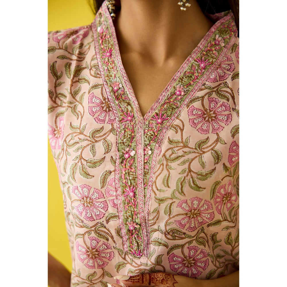 Old Marigold Aarzoo Pink Chanderi Hand Embellished Kurta Pant & Dupatta (Set of 3)
