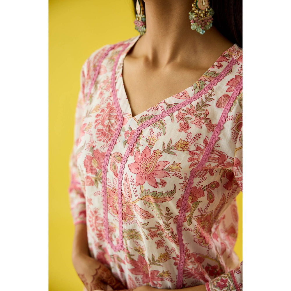Old Marigold Mehrunisha Pink Cotton Kurta Pant & Dupatta (Set of 3)