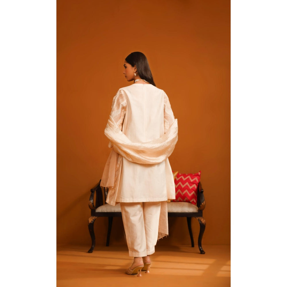 Omana by Ranjana Bothra Ivory Huma Applique Kurta with Pant and Dupatta (Set of 3)