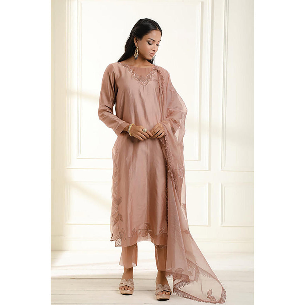 Omana by Ranjana Bothra Rose Gold Embroidered Kurta With Pant And Dupatta