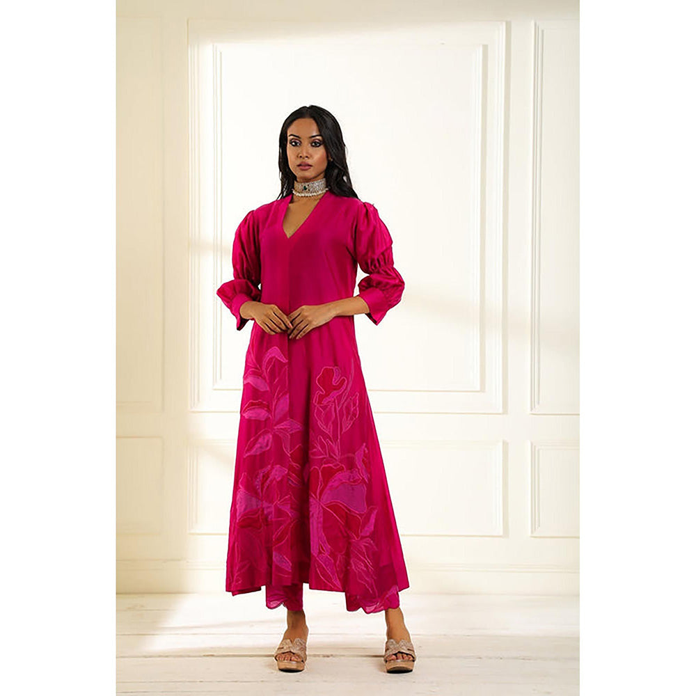Omana by Ranjana Bothra Pink Embroidered Puff Sleeves Kurta With Pant And Dupatta