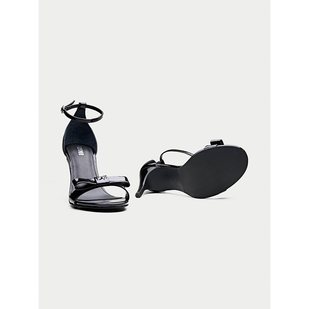 Oroh Black Porto Heel Sandals