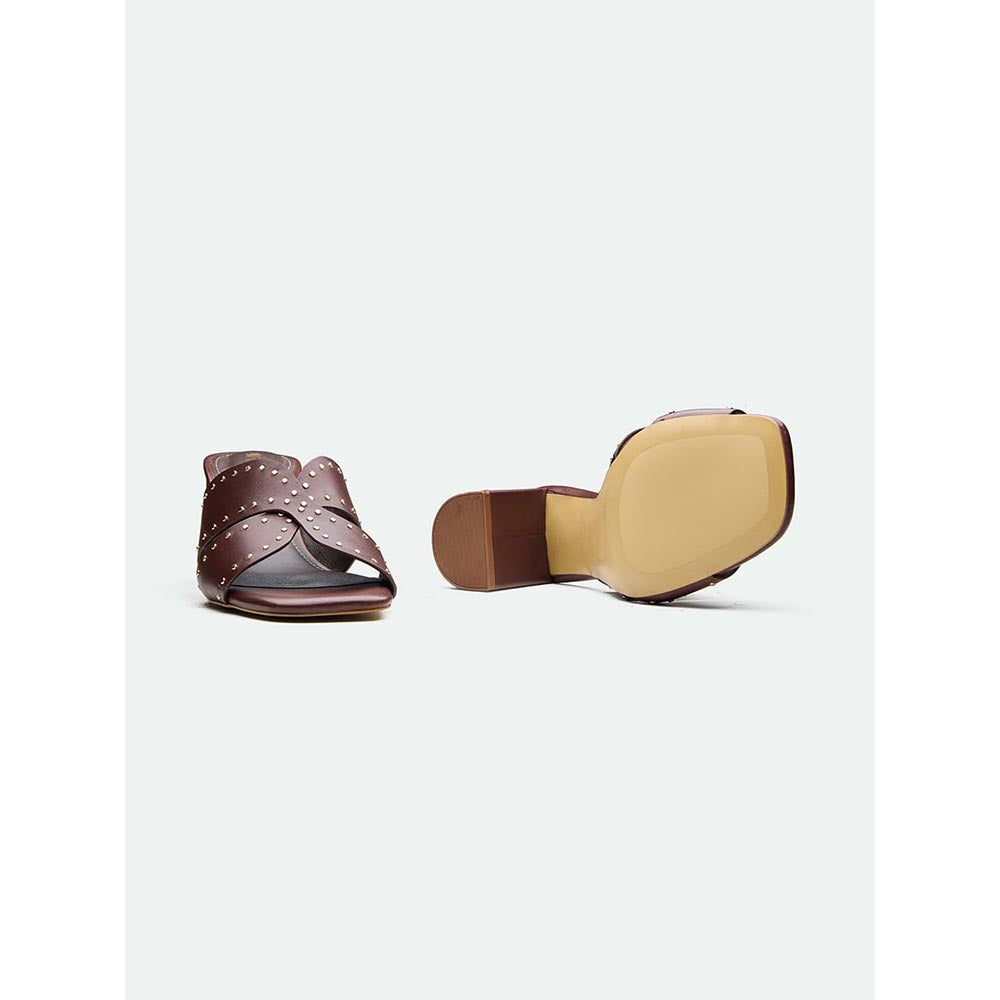Oroh Chester Brown Heels