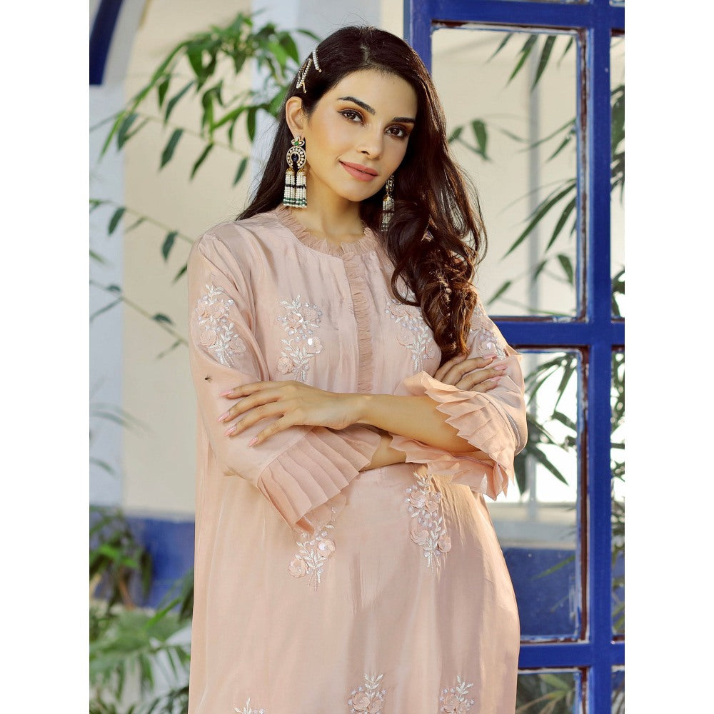 Pairaahan Sahira Pink Embroidered Kurta (Set of 2)