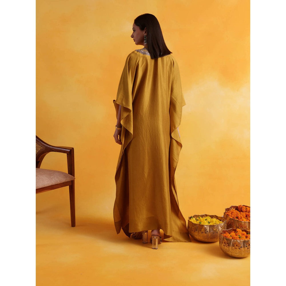 Pairaahan HARWA Kaftans