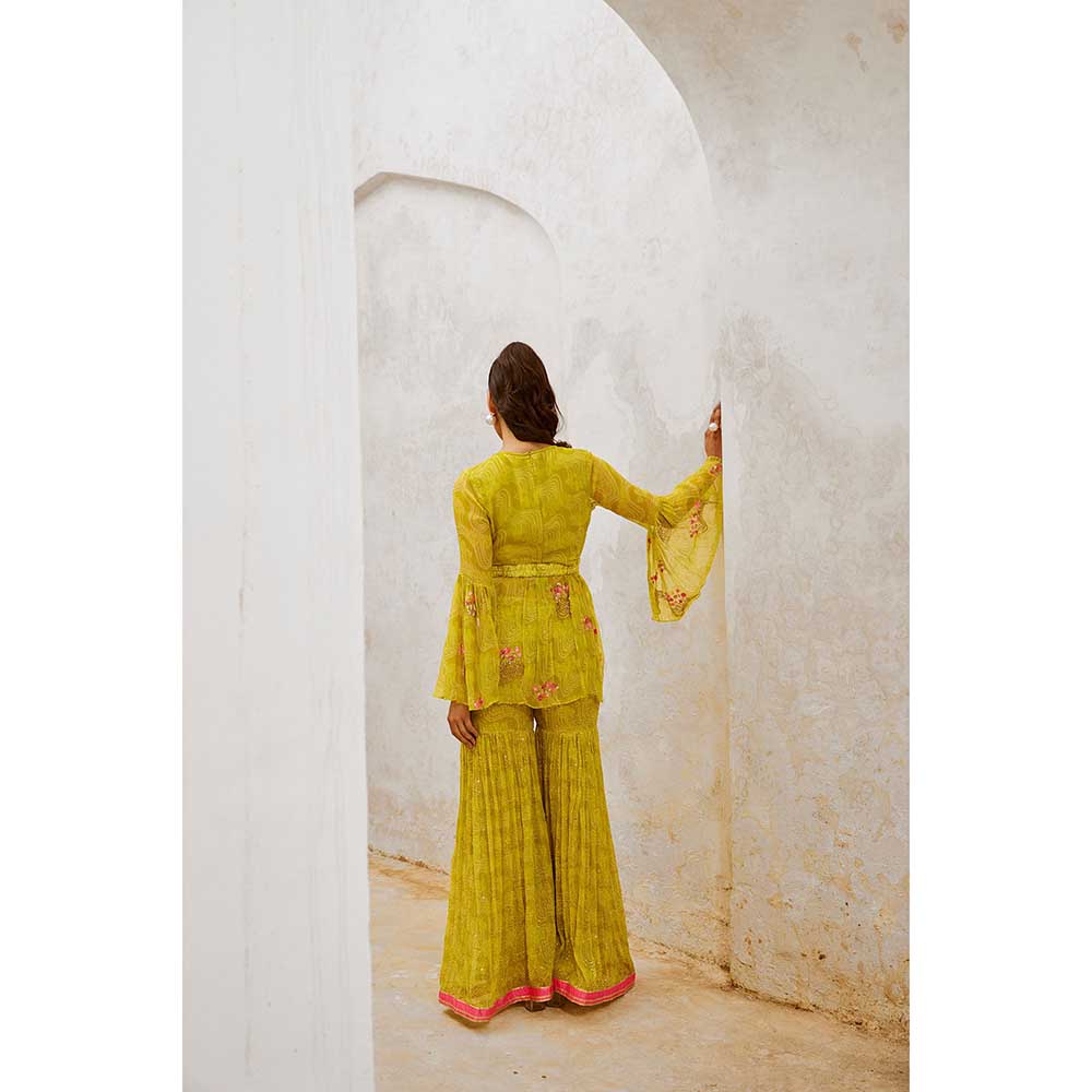 PALLAVI JAIPUR Gulbahar Lemon Green Guldasta Kurta With Jugnu Sharara & Belt (Set of 3)