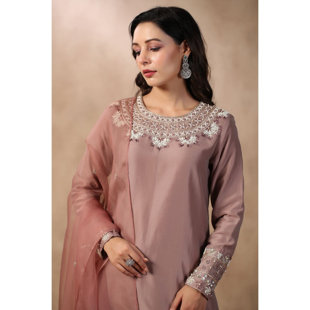 Palak Khandelwal Mauve Kurta Paired with Pants and Dupatta (Set of 3)