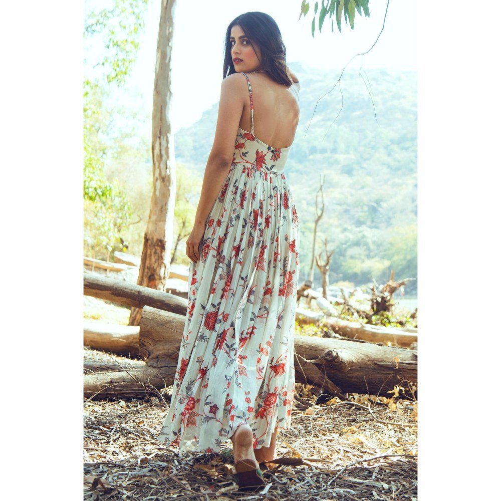 Paulmi & Harsh Off White Sanvi Maxi Dress