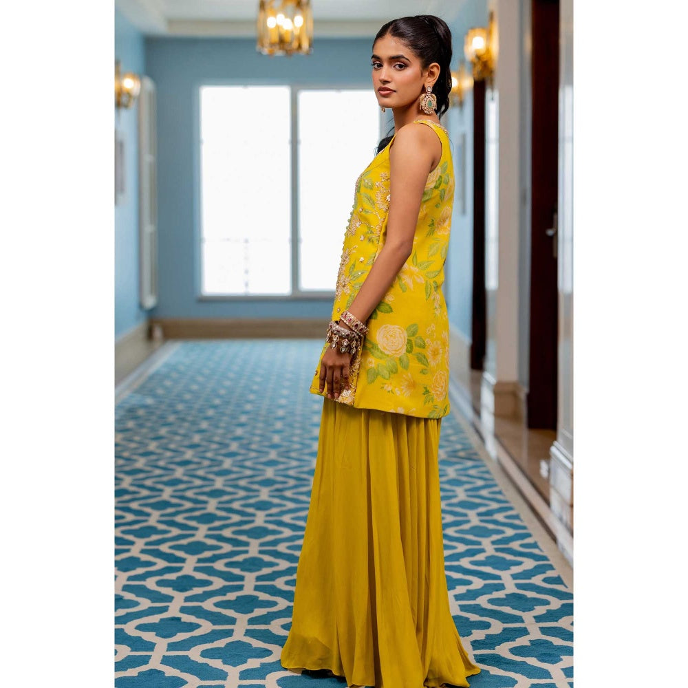 Paulmi & Harsh Women Yellow Chiniya Silk V-Neck Kurta with Palazzo