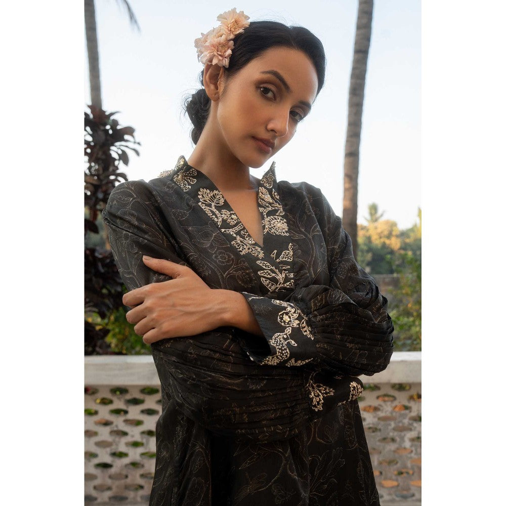 Paulmi & Harsh Women Black Silk Collar Neck Kurta with Pant